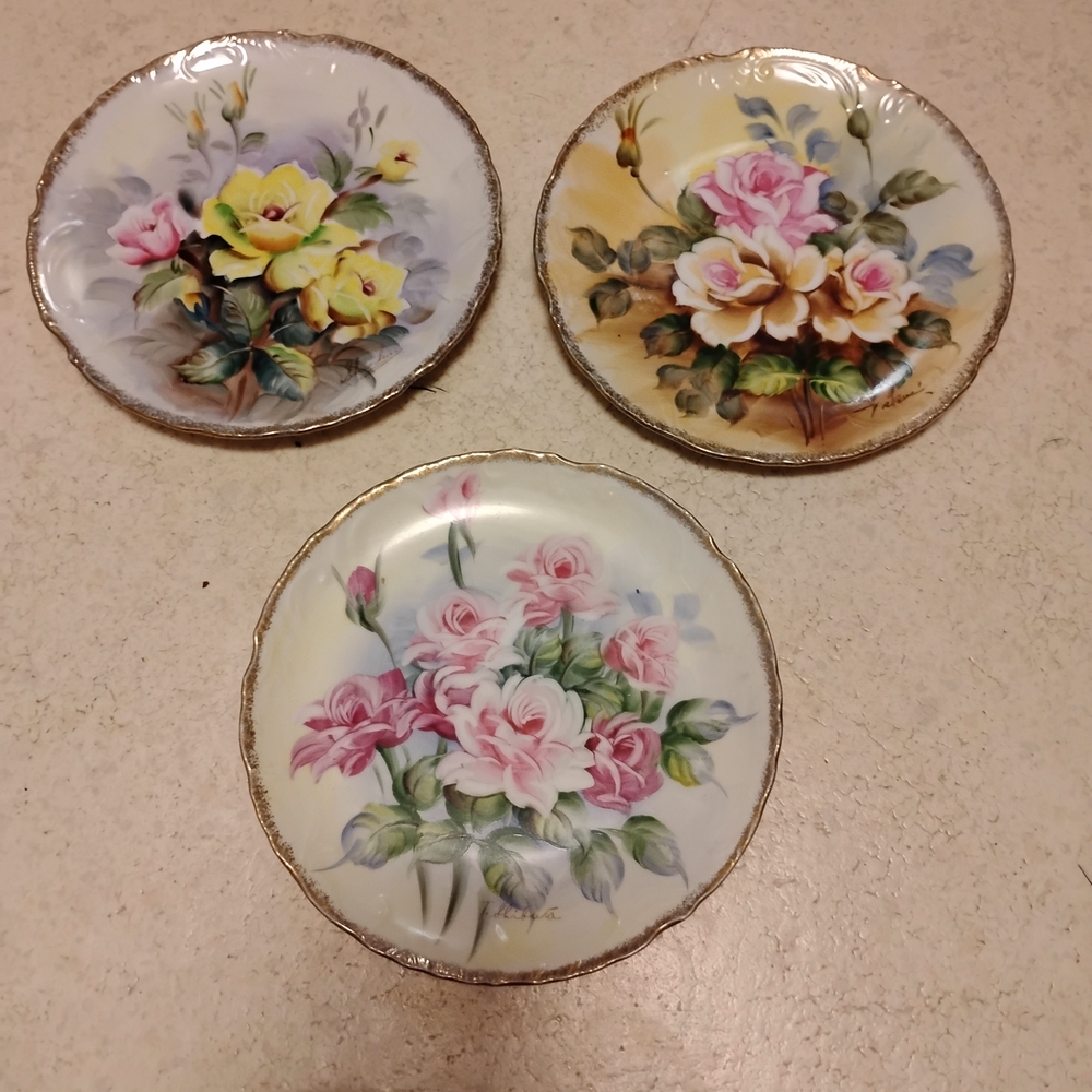 Floral Decorative Wall Plates Set